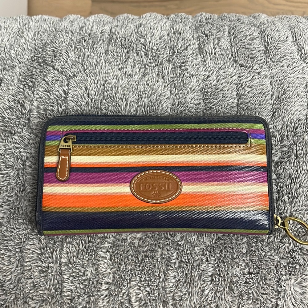 Fossil - beautiful large wallet